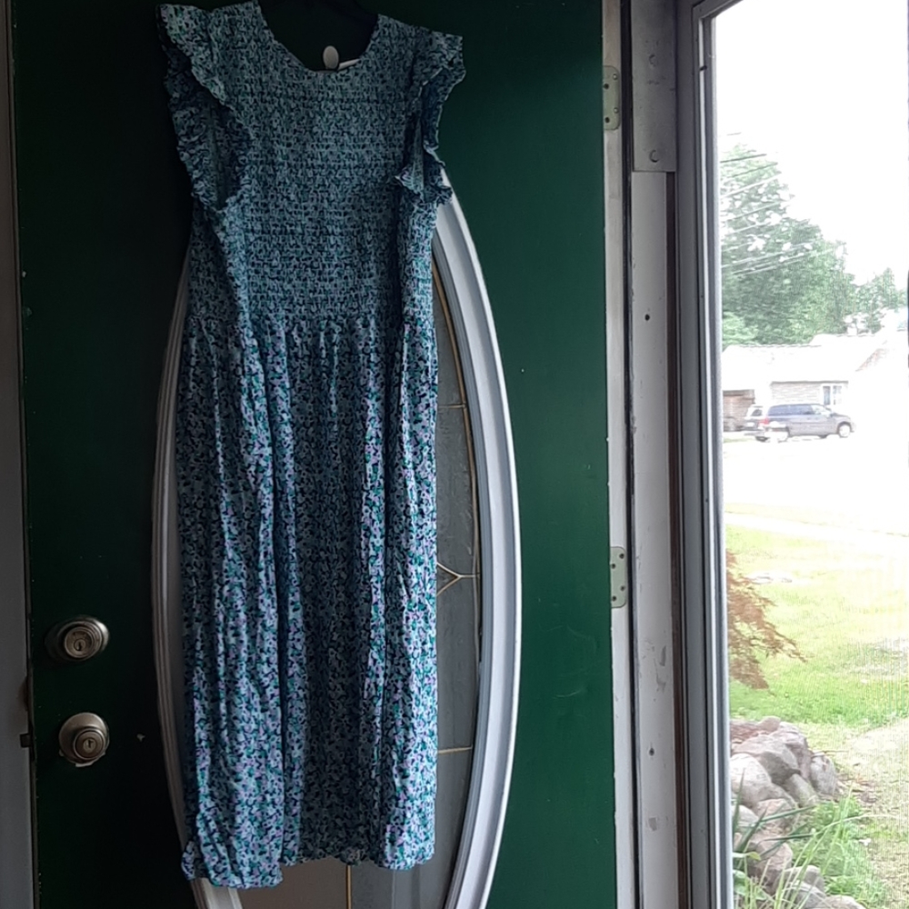 Plus size women dress New with out tag